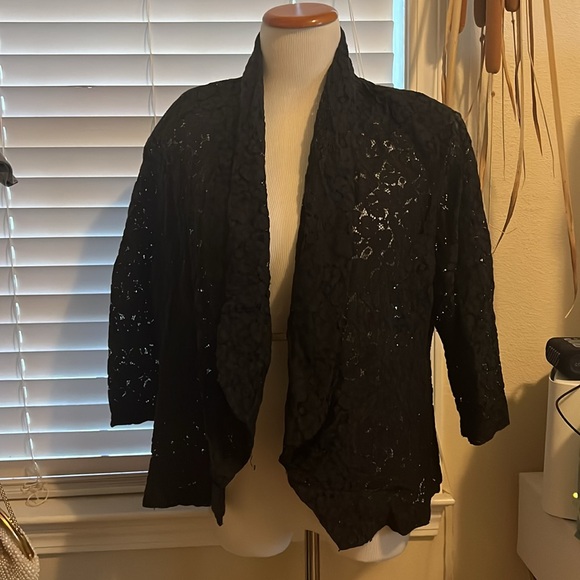 Lace Jacket - Picture 6 of 6